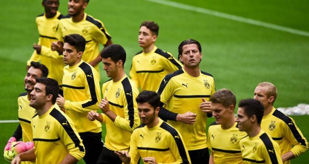 رسمياً لاعب بوروسيا دورتموند ينتقل 342468775.jpg